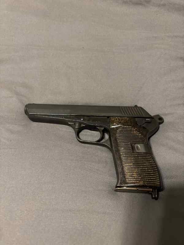 CZ52